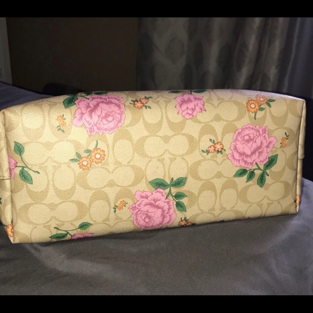 A coach signature rose print gallery tote - Picture 3 of 3